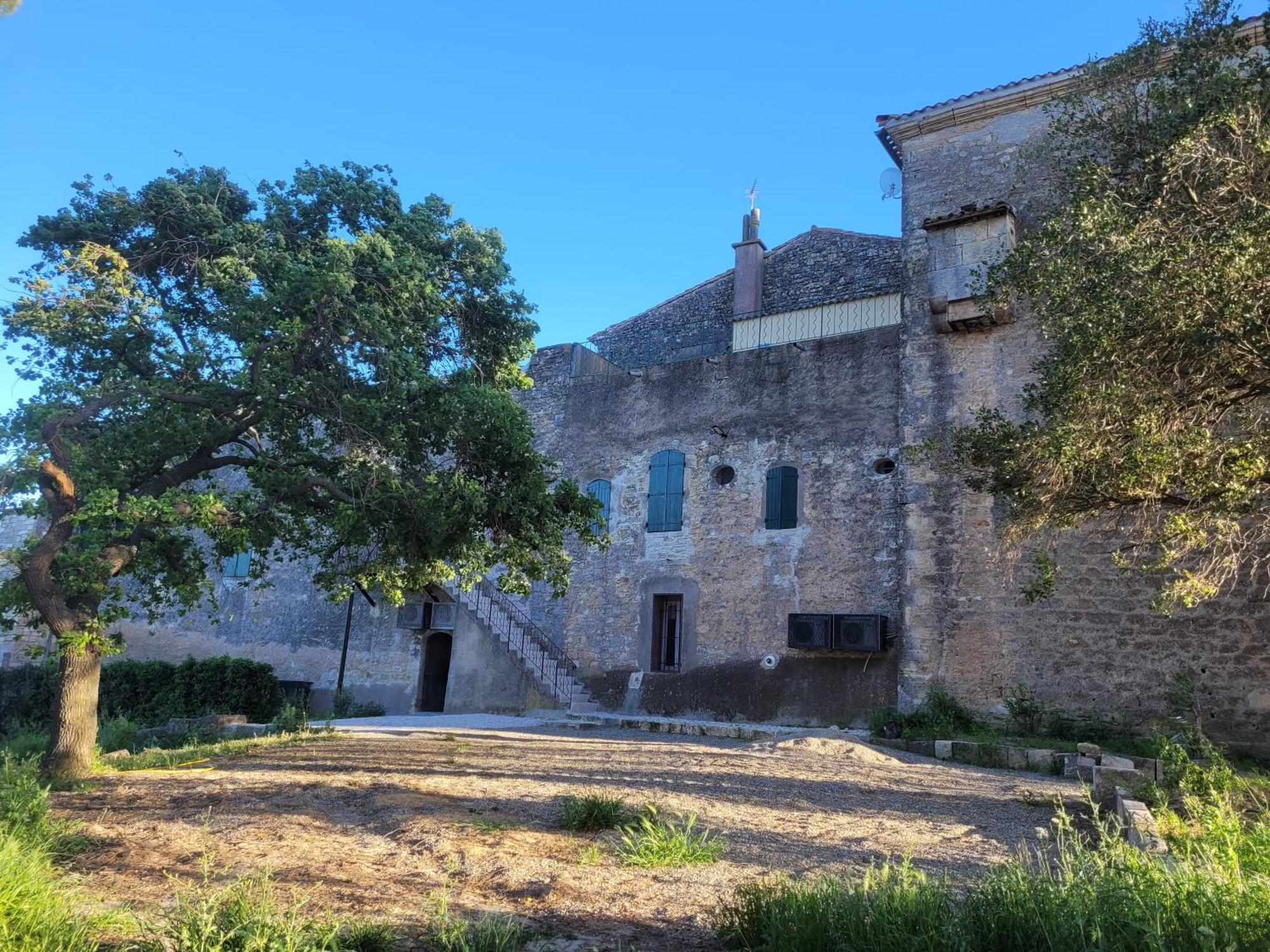 La Pinede, Logement Privatif Au Chateau Aumes Bagian luar foto