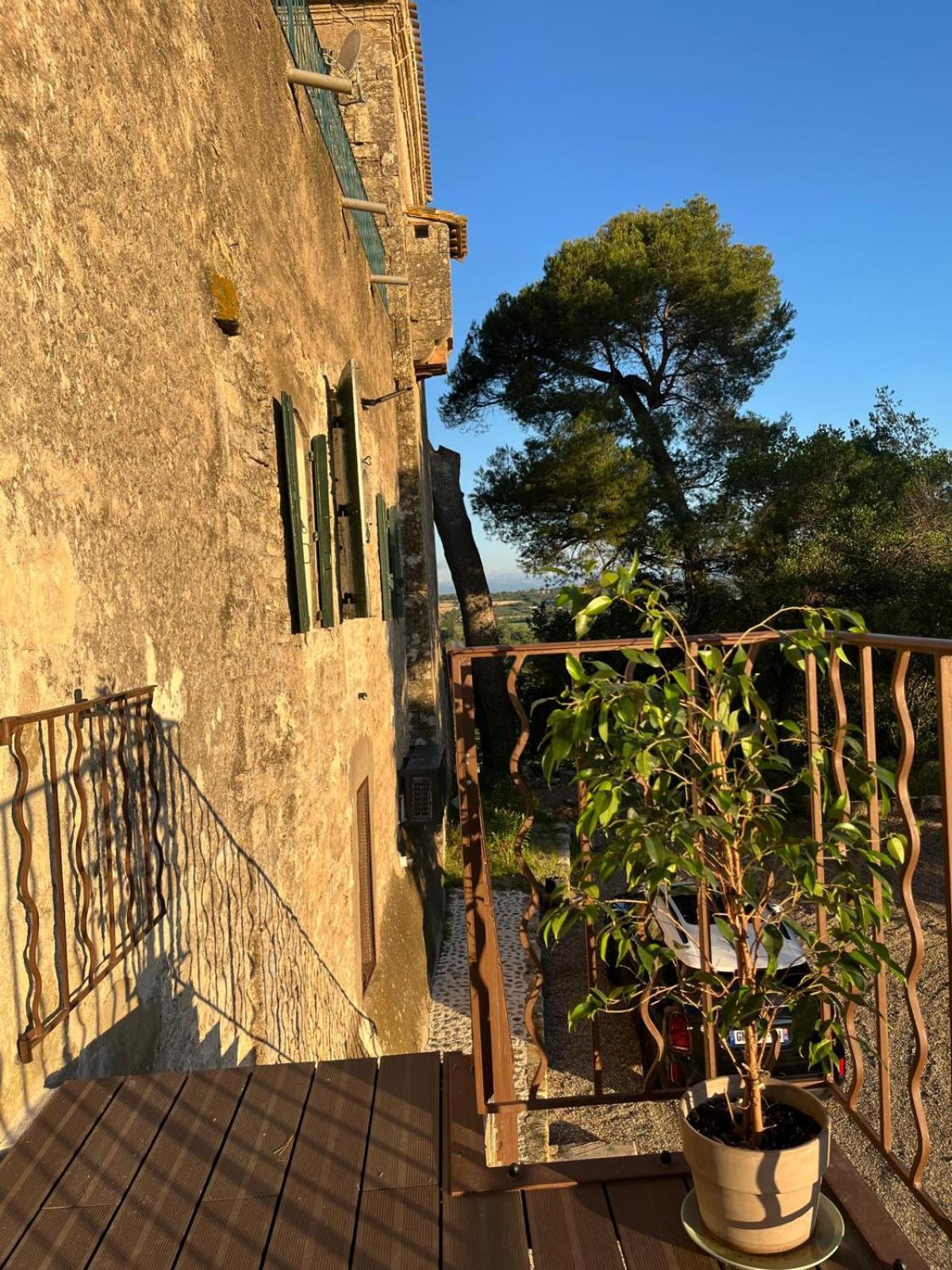 La Pinede, Logement Privatif Au Chateau Aumes Bagian luar foto